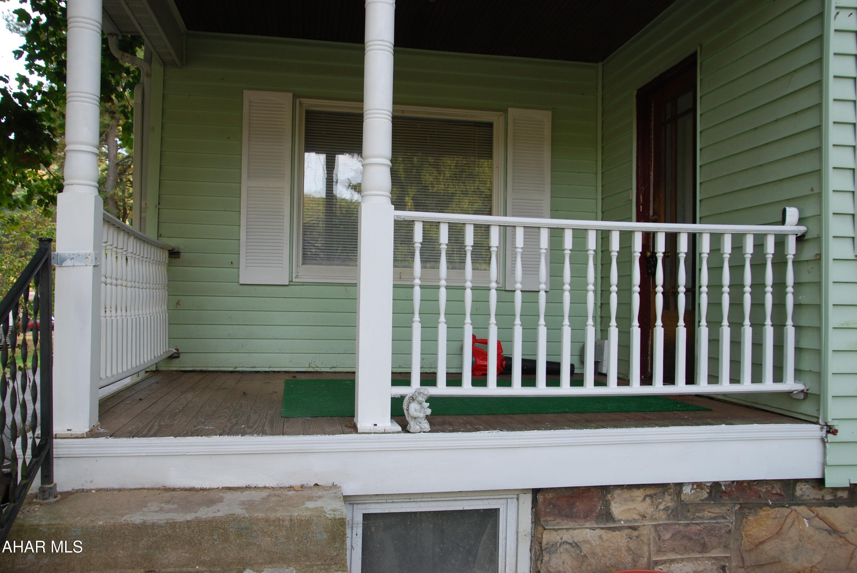 Juniata Gap - Residential