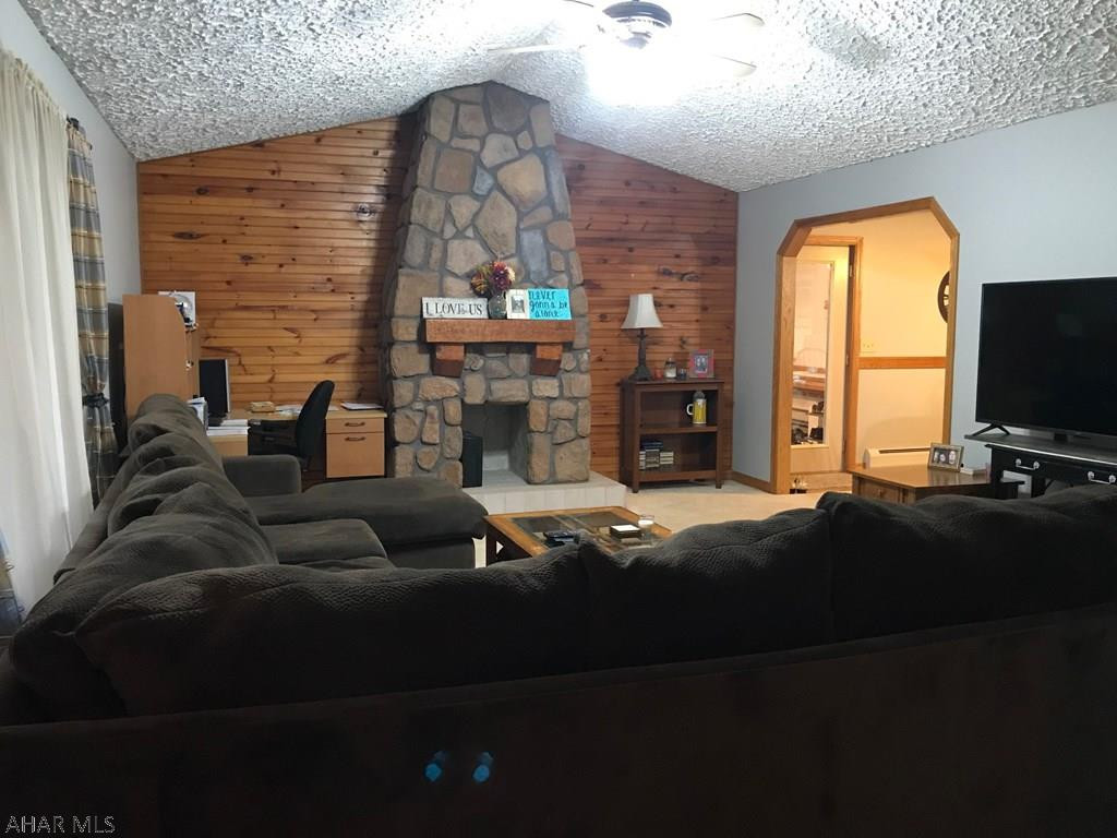 Maple Hollow - Residential