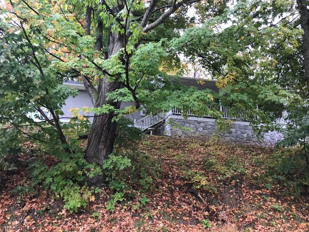 Maple Hollow - Residential