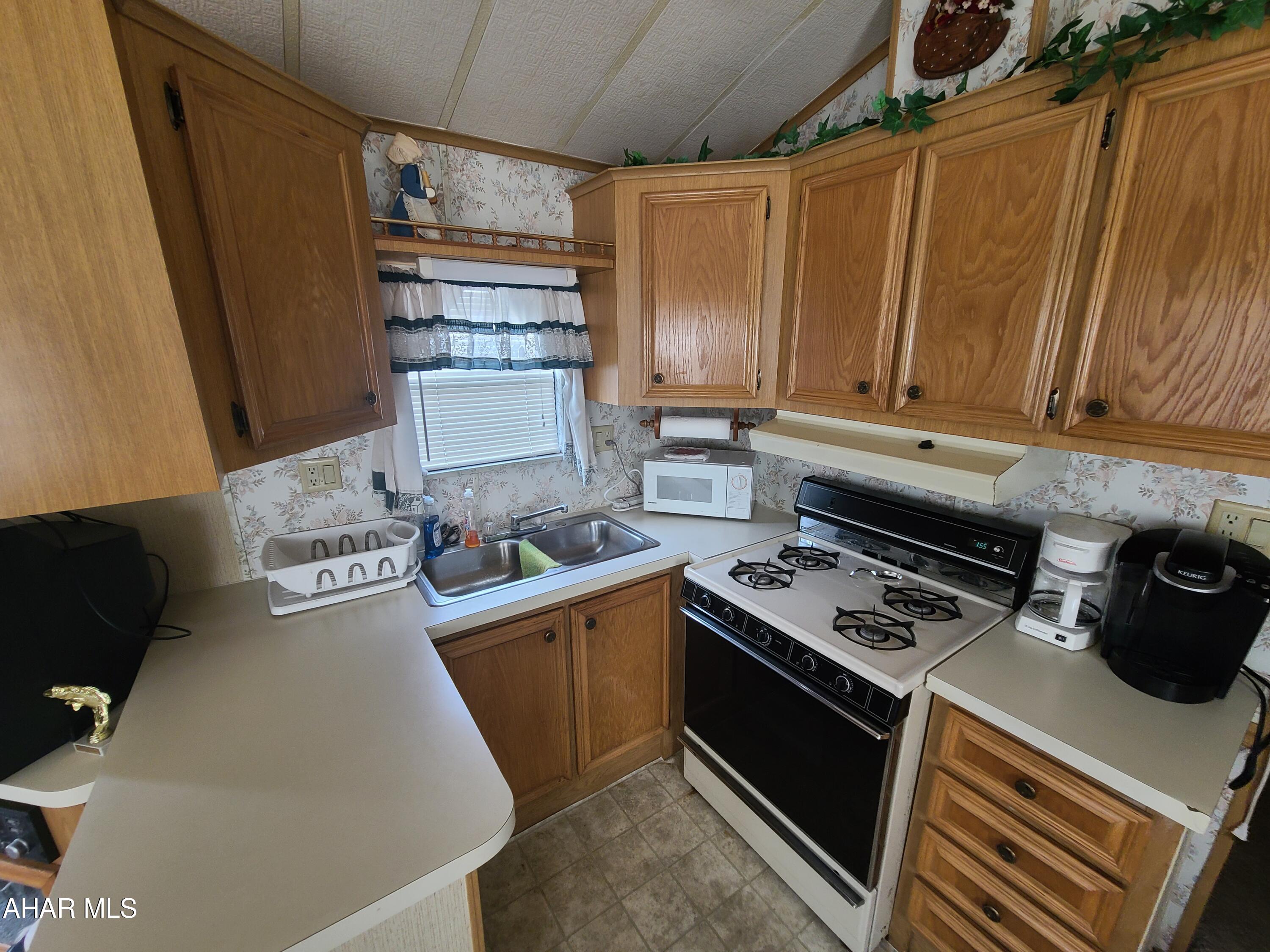 Glendale Yearound - Residential