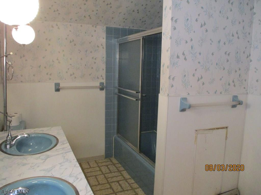 Llyswen - Residential