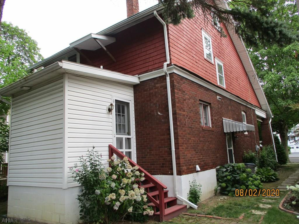 Llyswen - Residential