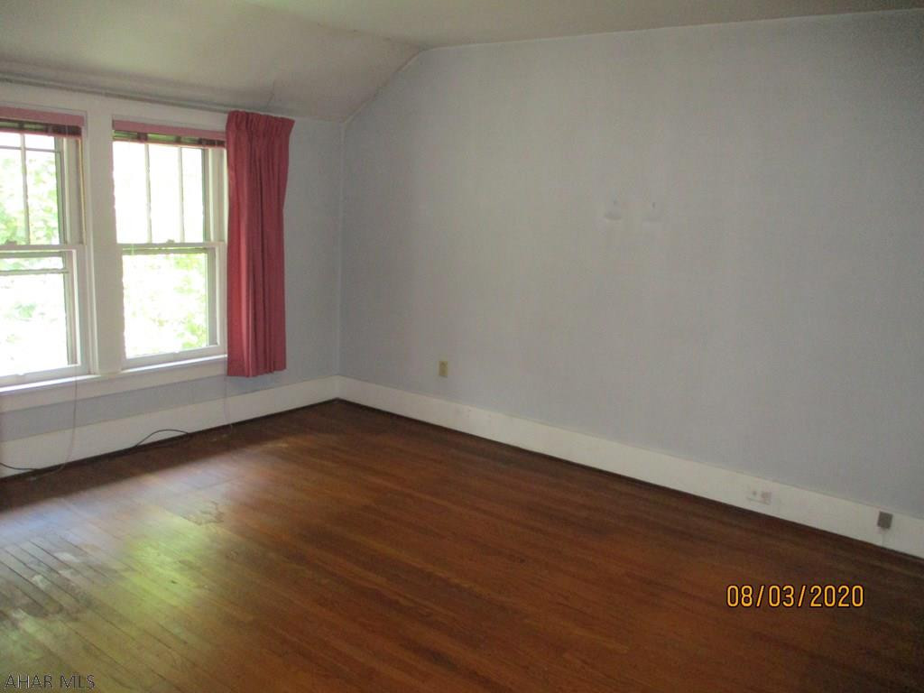 Llyswen - Residential