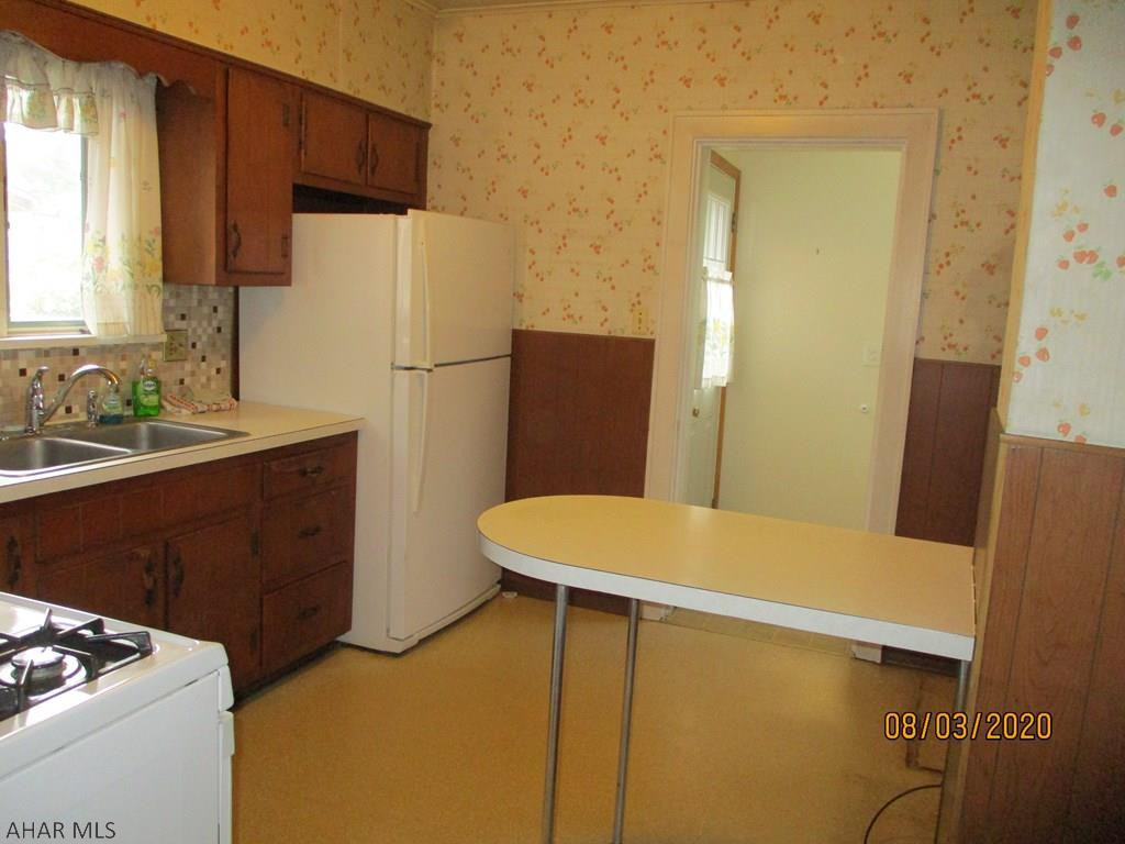 Llyswen - Residential