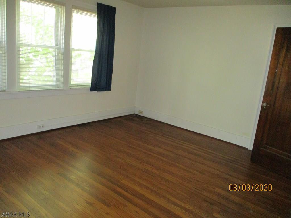 Llyswen - Residential