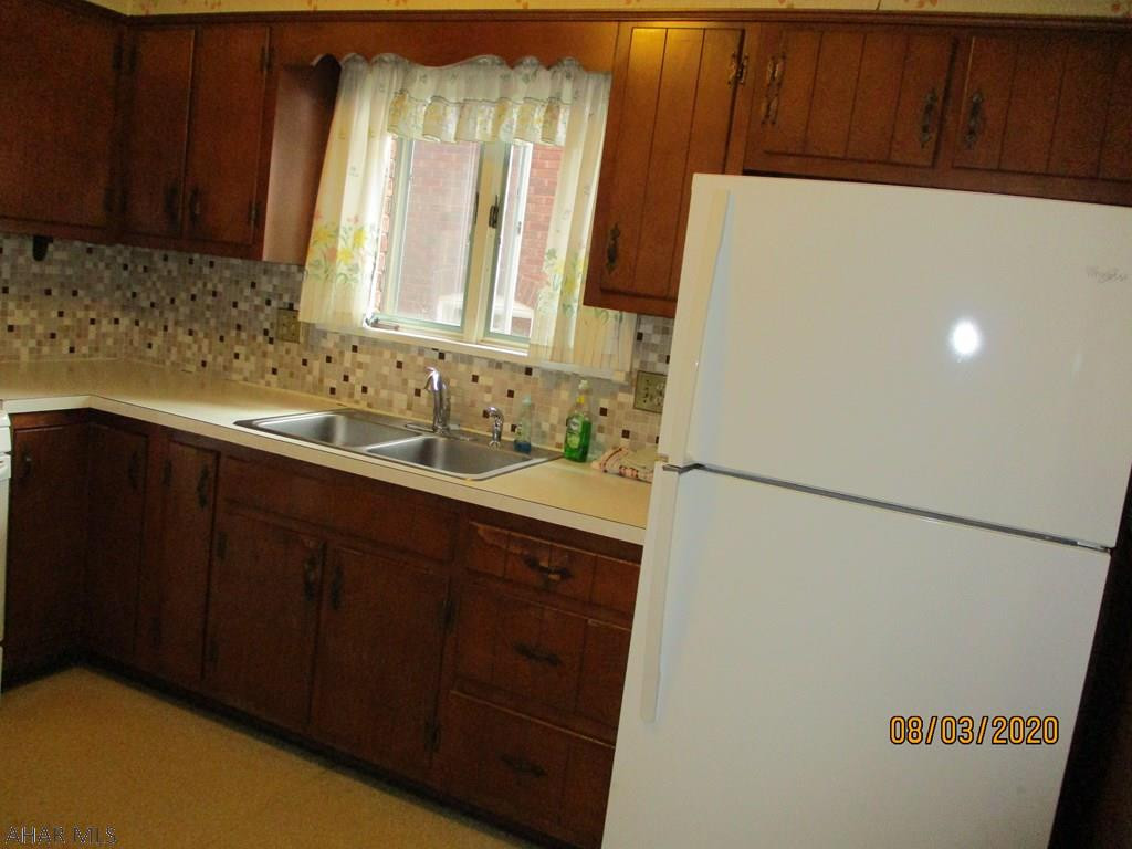 Llyswen - Residential