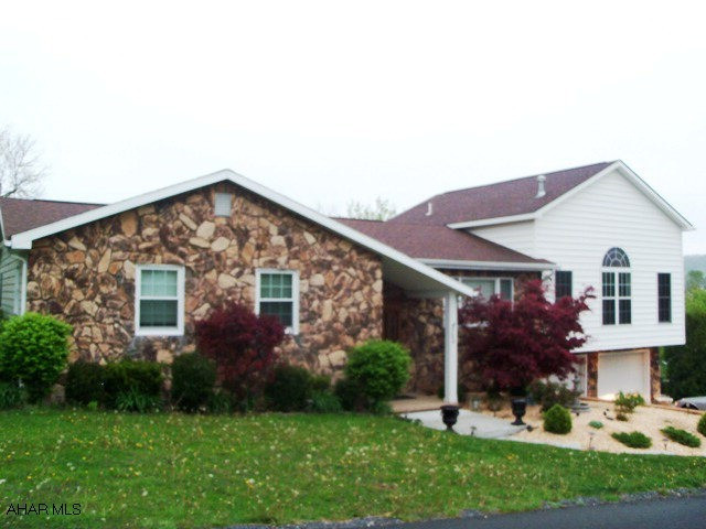 Holliday Heights - Residential