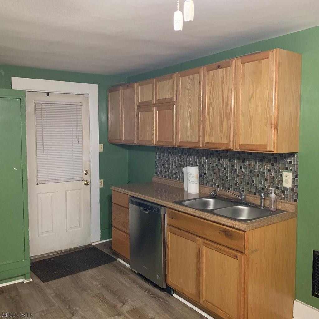 Unknown - Residential