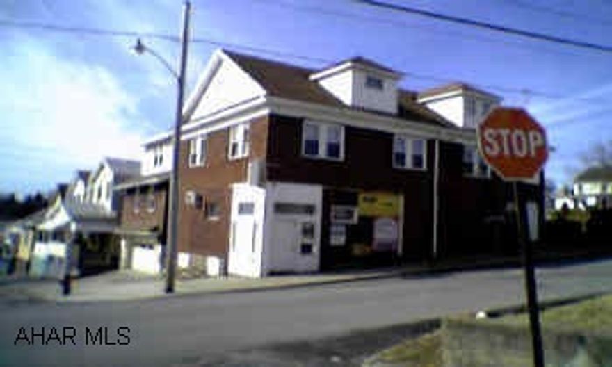 NEIGHBORHOOD TAVERN WITH 2 APARTMENTS AND PA LIQUOR LICENSE GREAT OPPORTUNITY TO BE YOUR OWN BOSS.  NEIGHBORHOOD TAVERN WITH 2 APARTMENTS AND PA LIQUOR LICENSE.