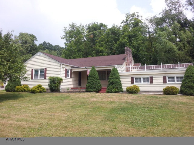 Maple Hollow - Residential