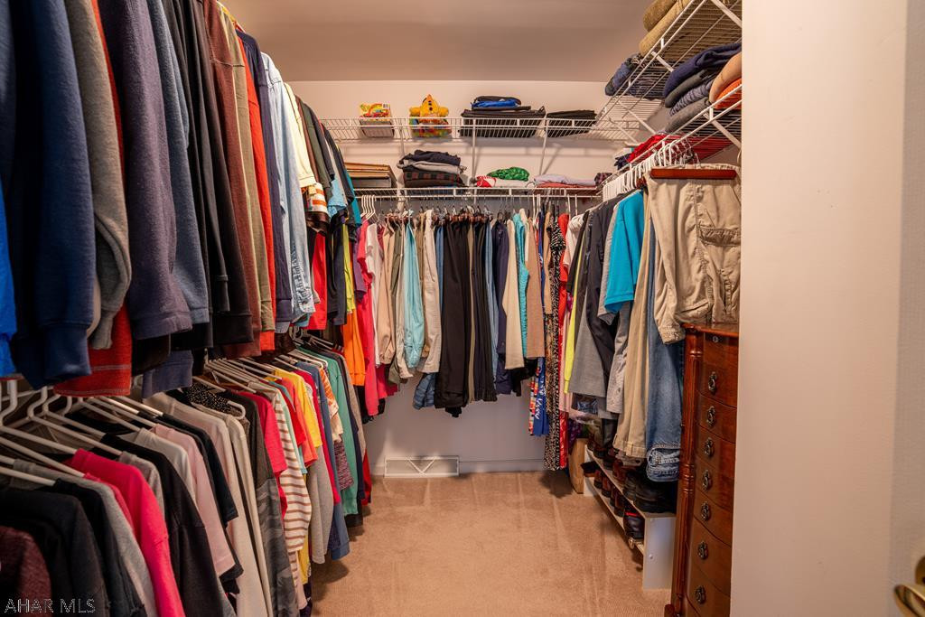 Holiday Hills - Residential