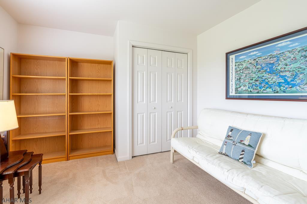 Holiday Hills - Residential