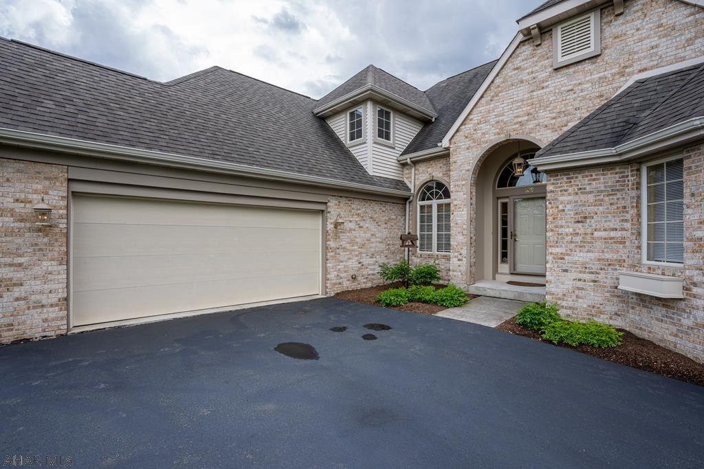 Holiday Hills - Residential