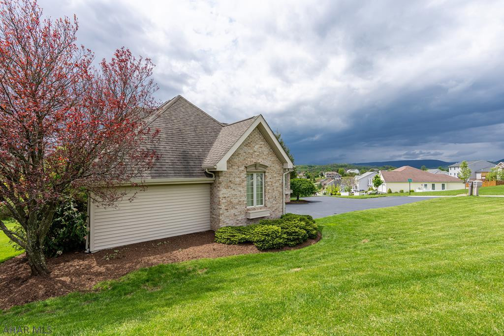 Holiday Hills - Residential