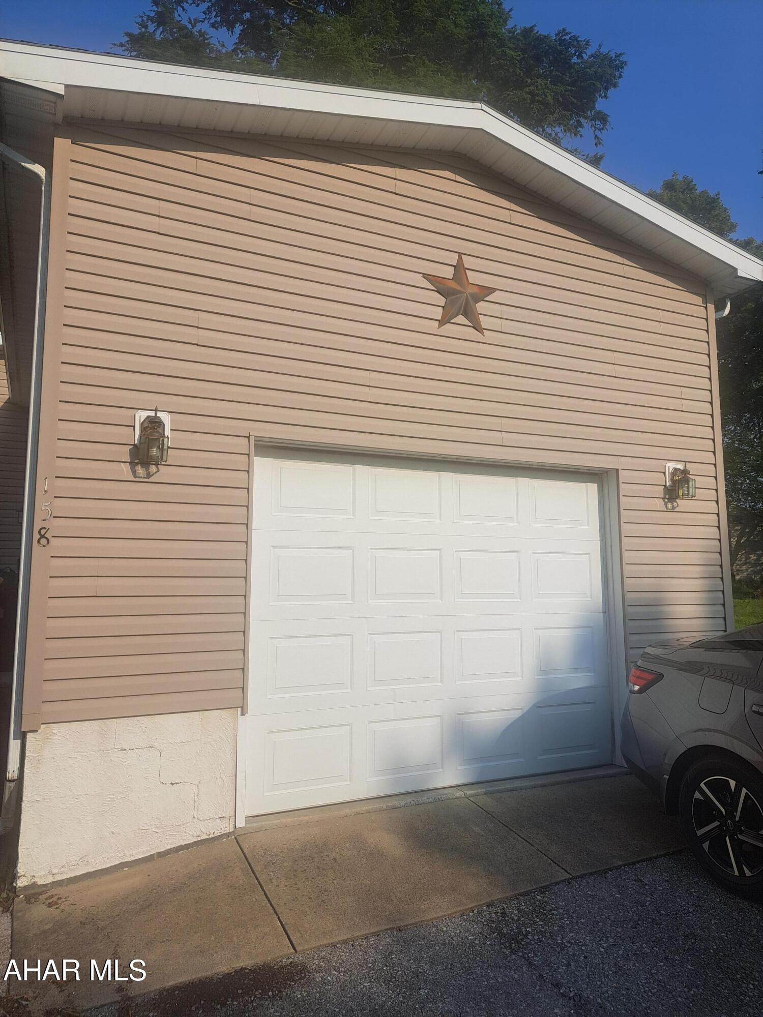 Laurel Woods - Residential