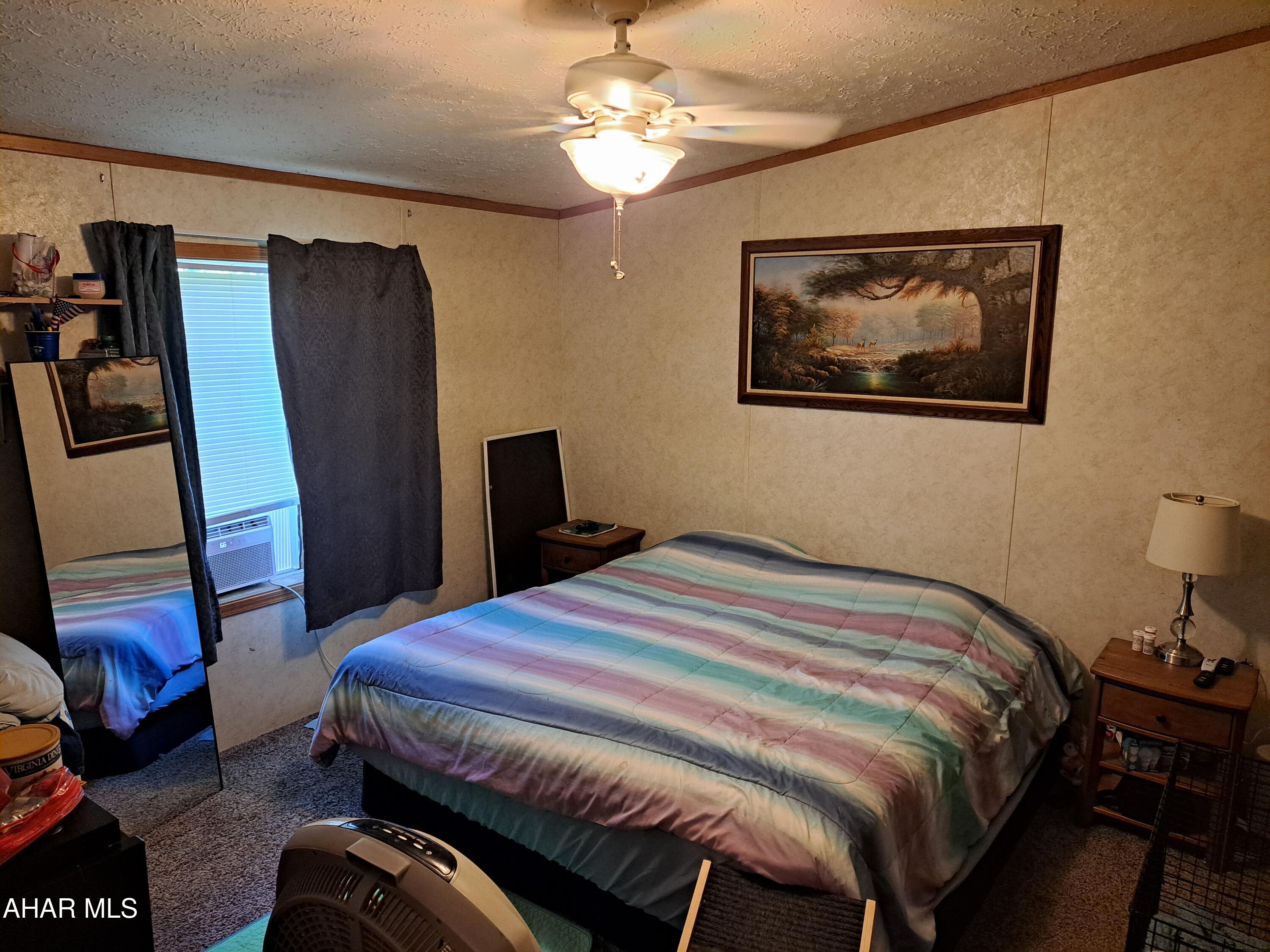 Laurel Woods - Residential