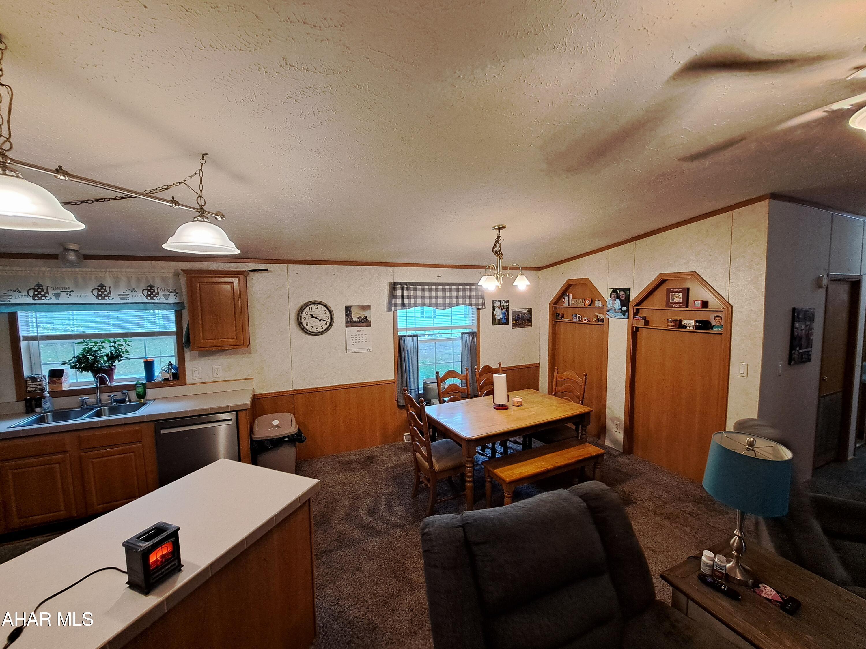 Laurel Woods - Residential