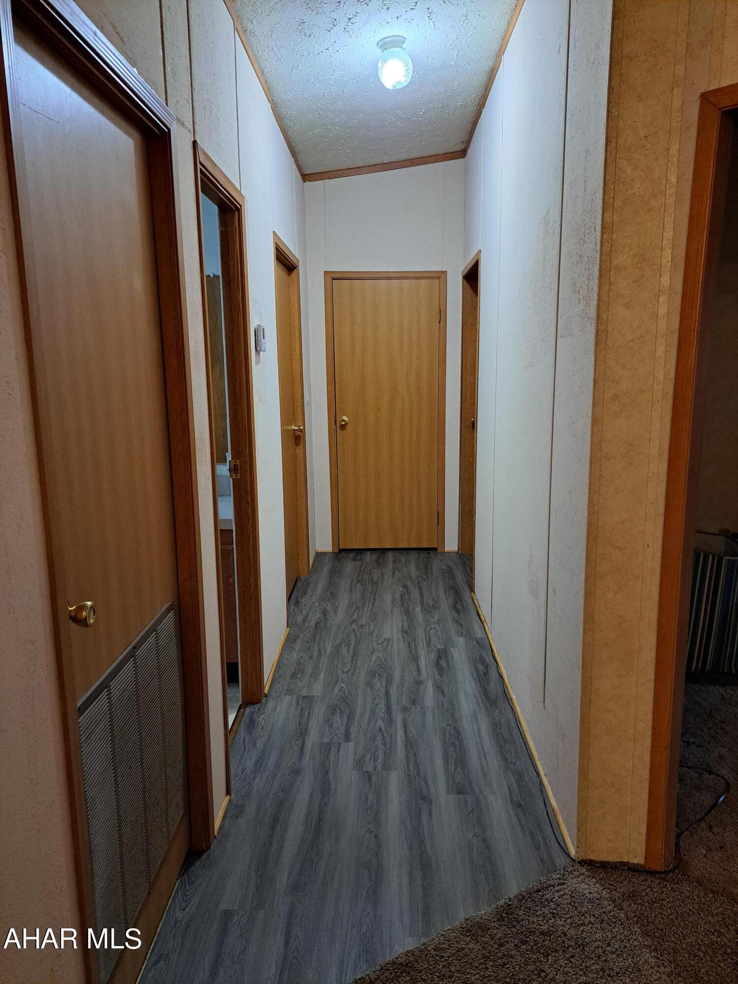 Laurel Woods - Residential