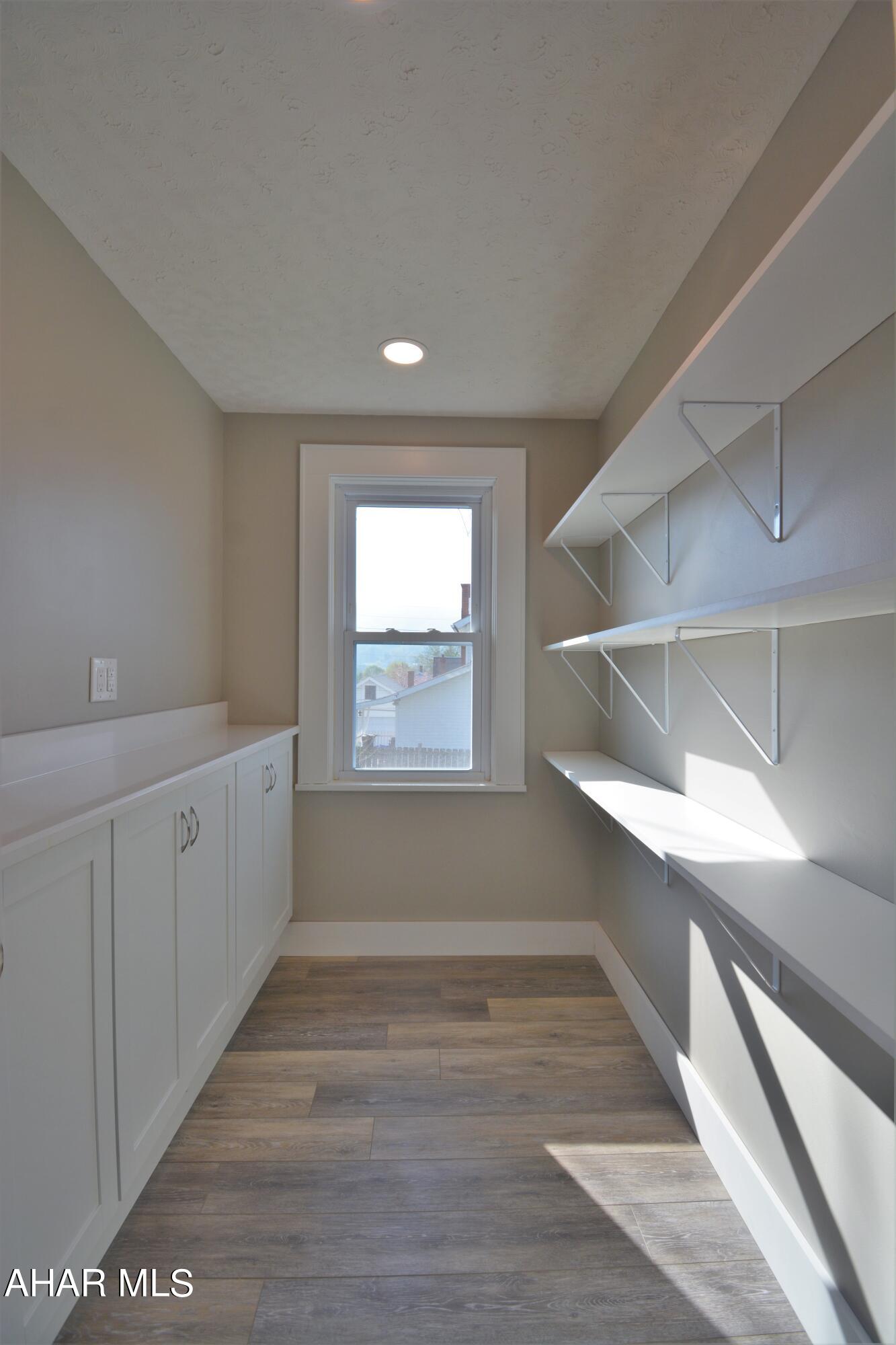 Pleasant Valley - Residential