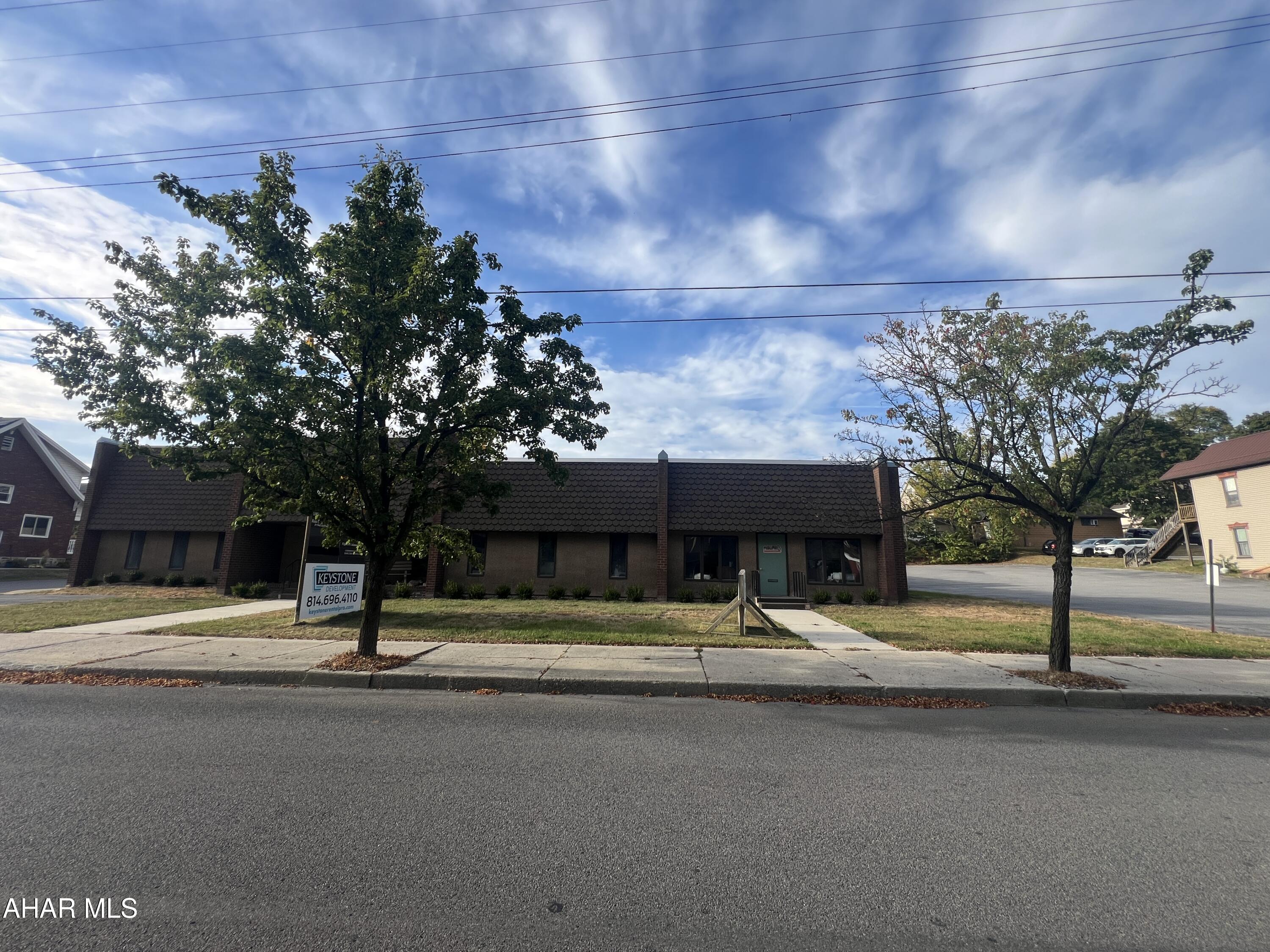 Hollidaysburg - Commercial Sale