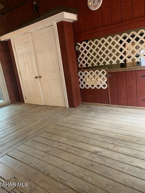 Glendale Yearound - Residential