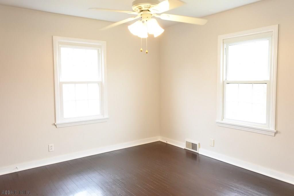 Llyswen - Residential