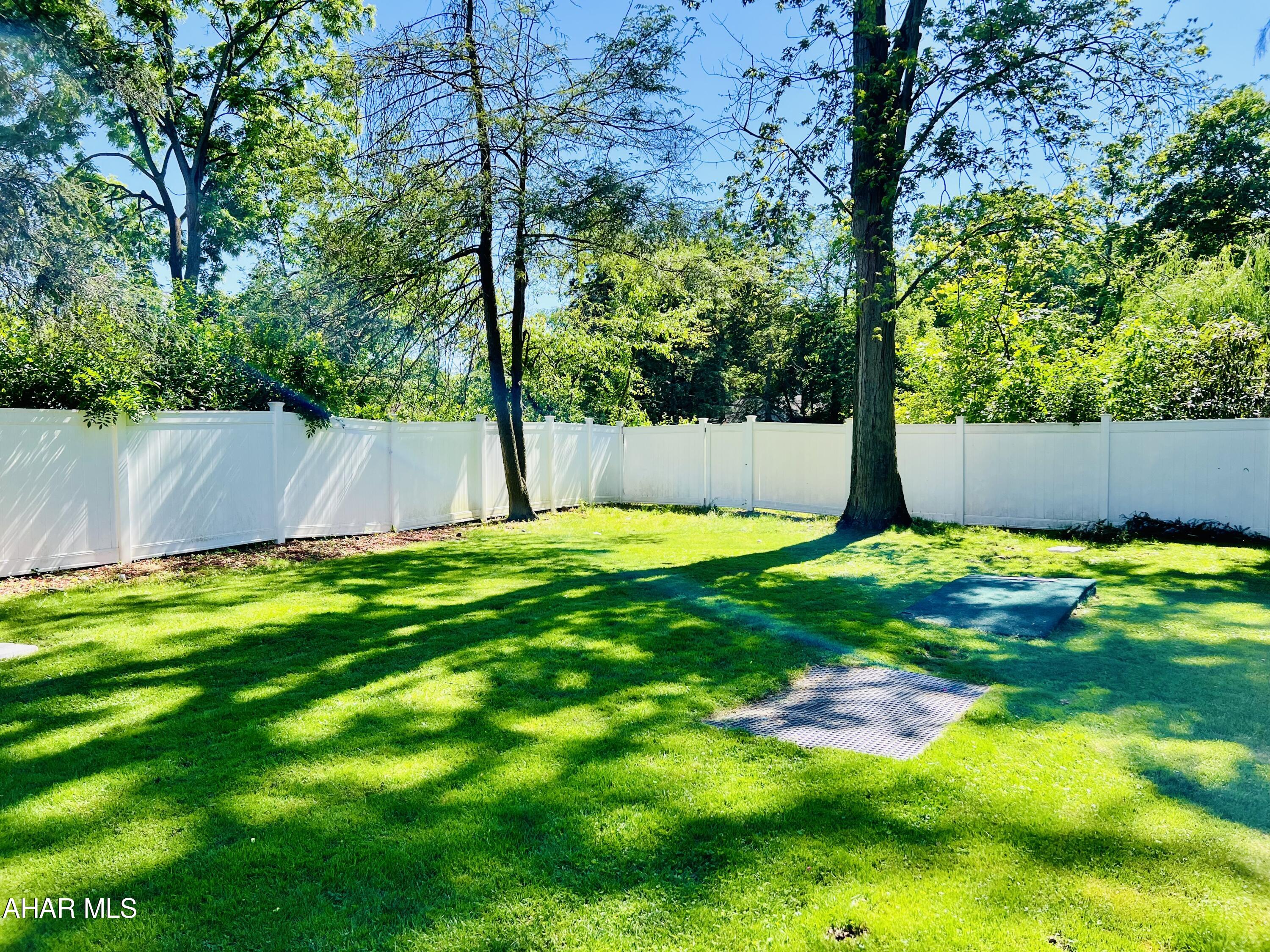 Llyswen - Residential