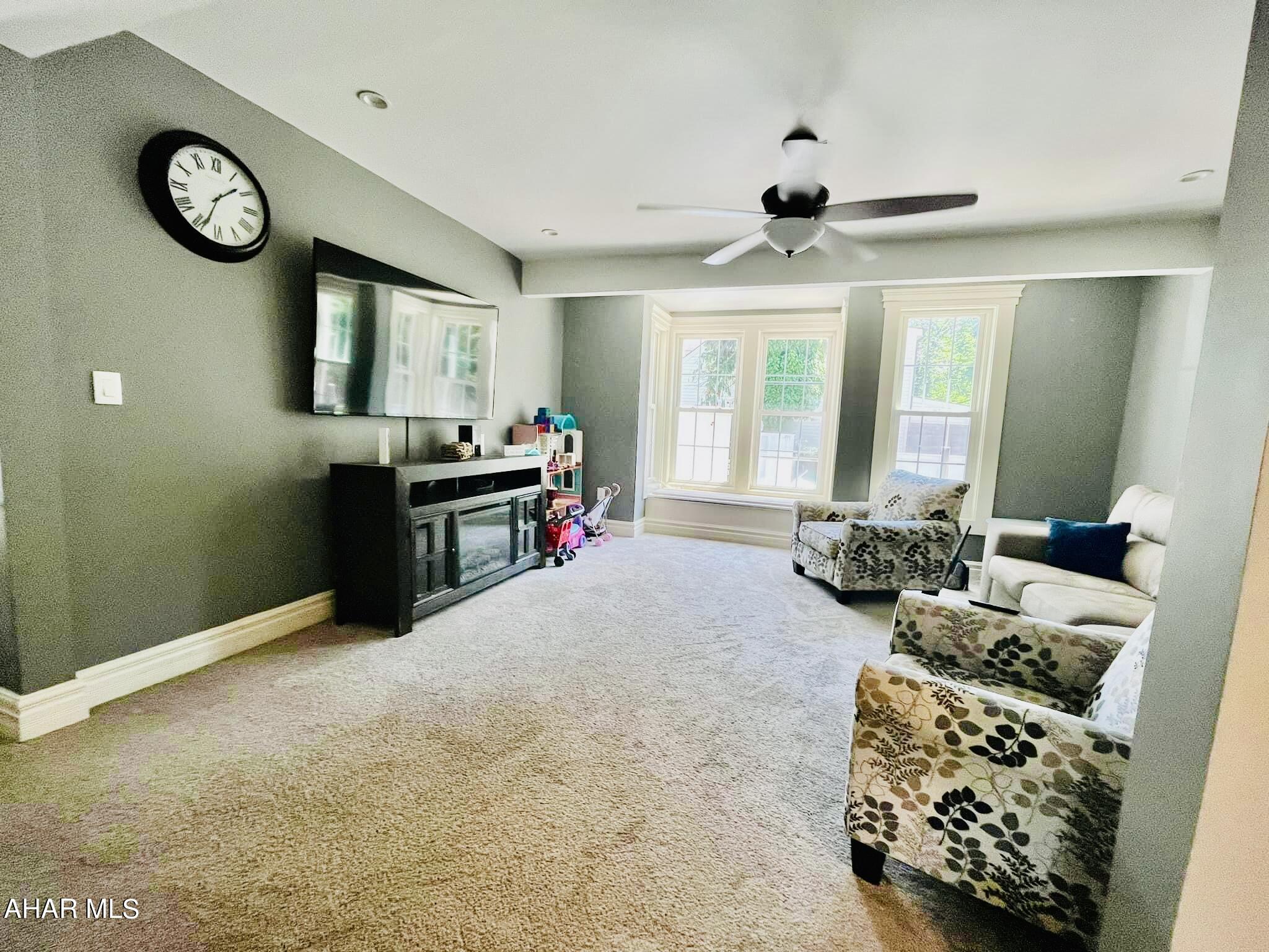 Llyswen - Residential