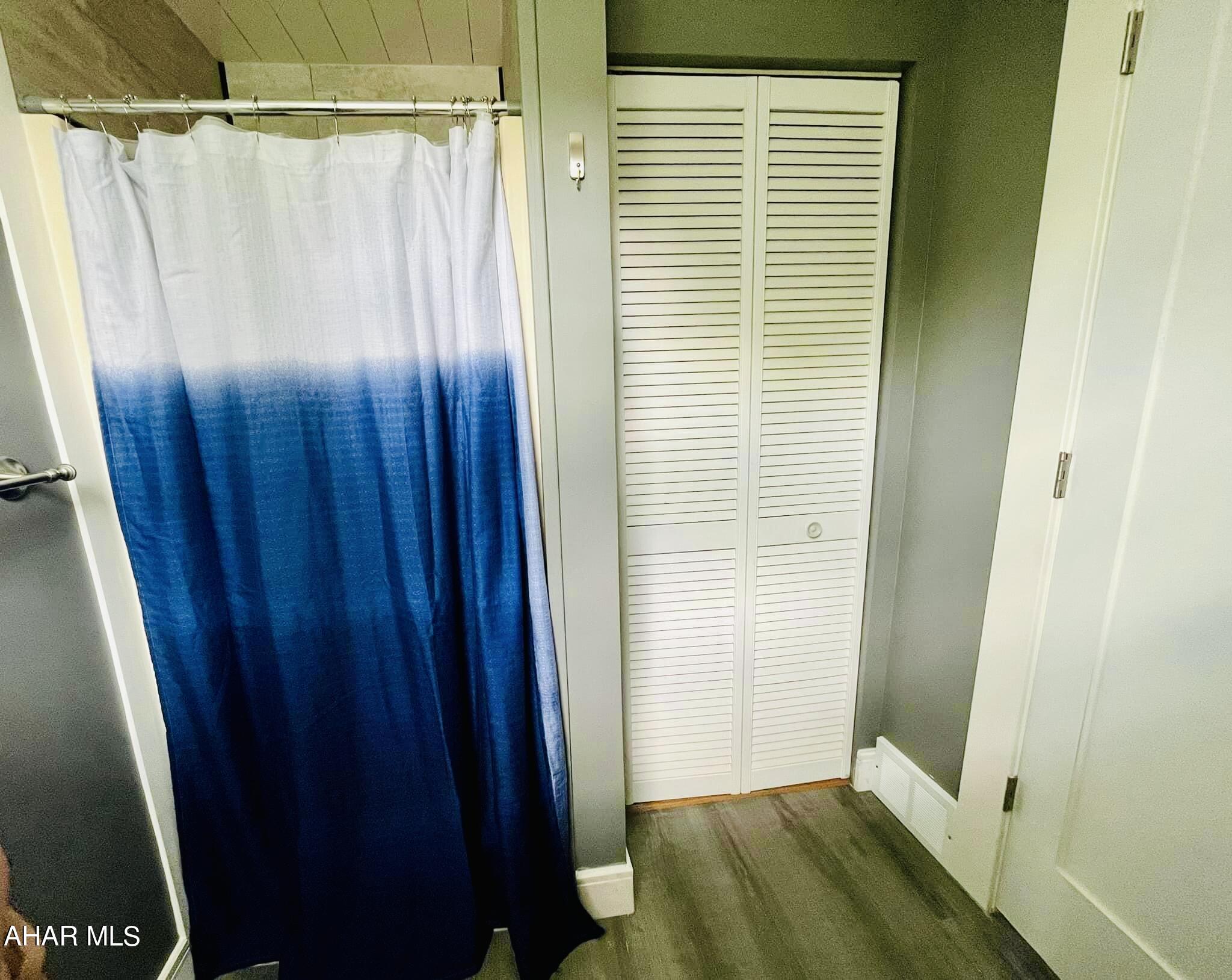 Llyswen - Residential