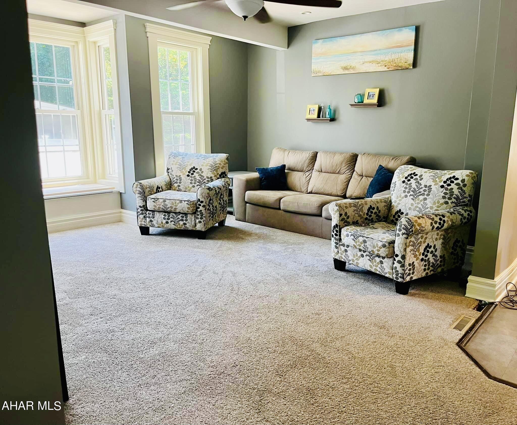 Llyswen - Residential