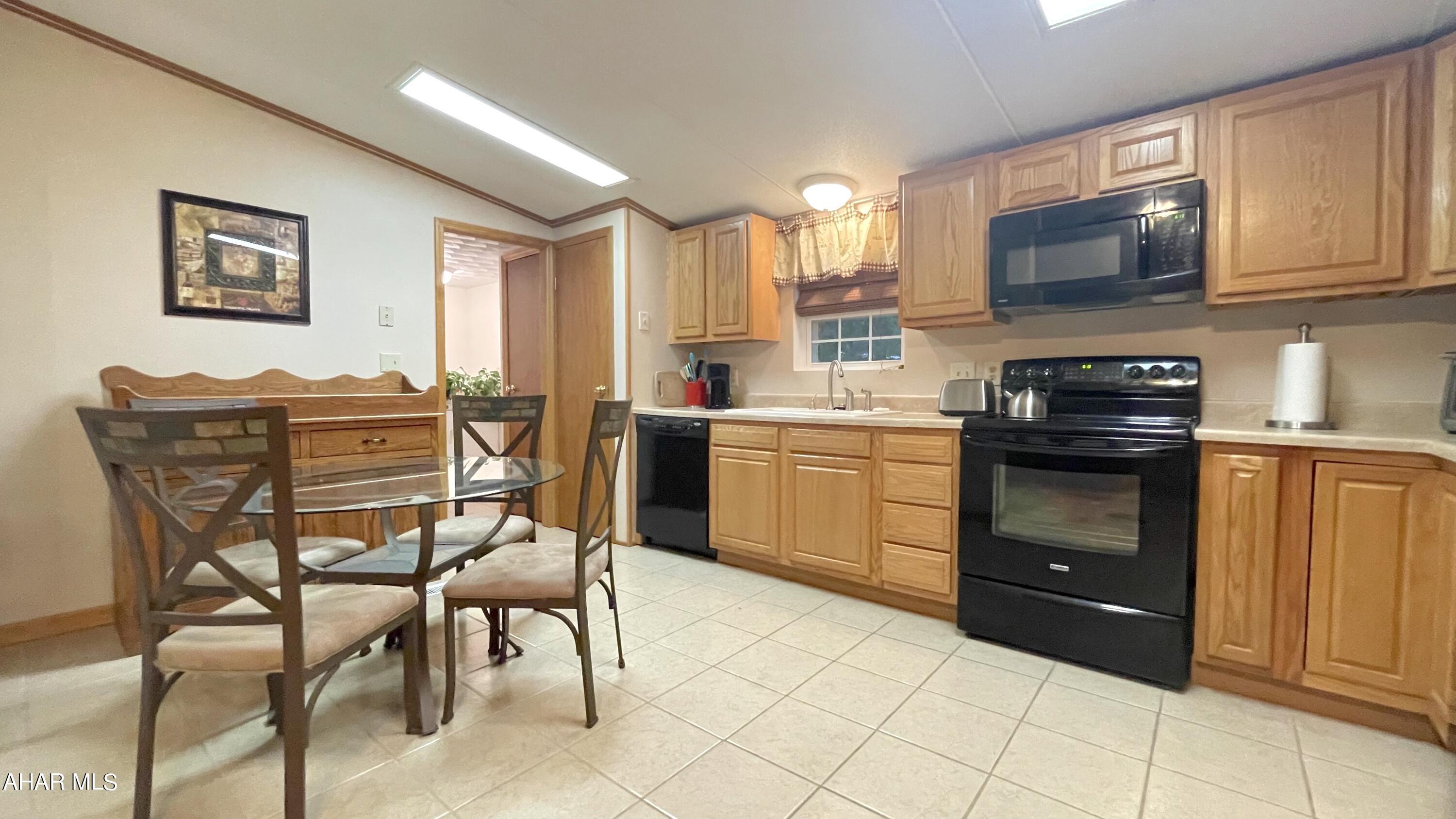 Glendale Yearound - Residential