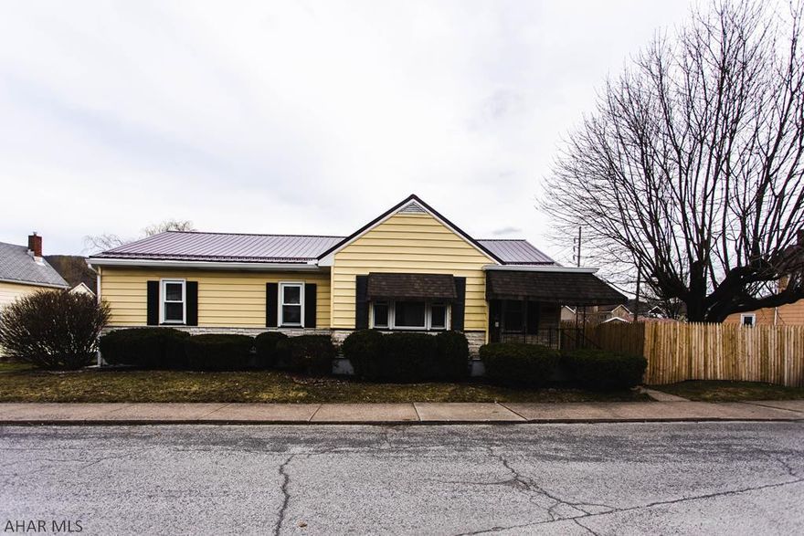 Nice 3 bedroom, 1.5 bath ranch house. 2 car detached garage with breezeway connecting the house and garage. Double paned windows. New furnace (2018). New metal roof (2019). New gutters and down spouts (2019). Privacy fence. Beautiful hardwood floors.