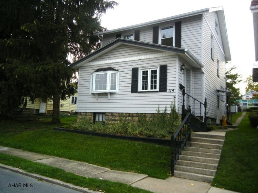 Well maintained 3 bedroom two story. Conveniently located near Penn State Altoona campus and the hospital. Very nice decor. Great large back covered porch. Off street parking. Listed at a great price! Nice property!