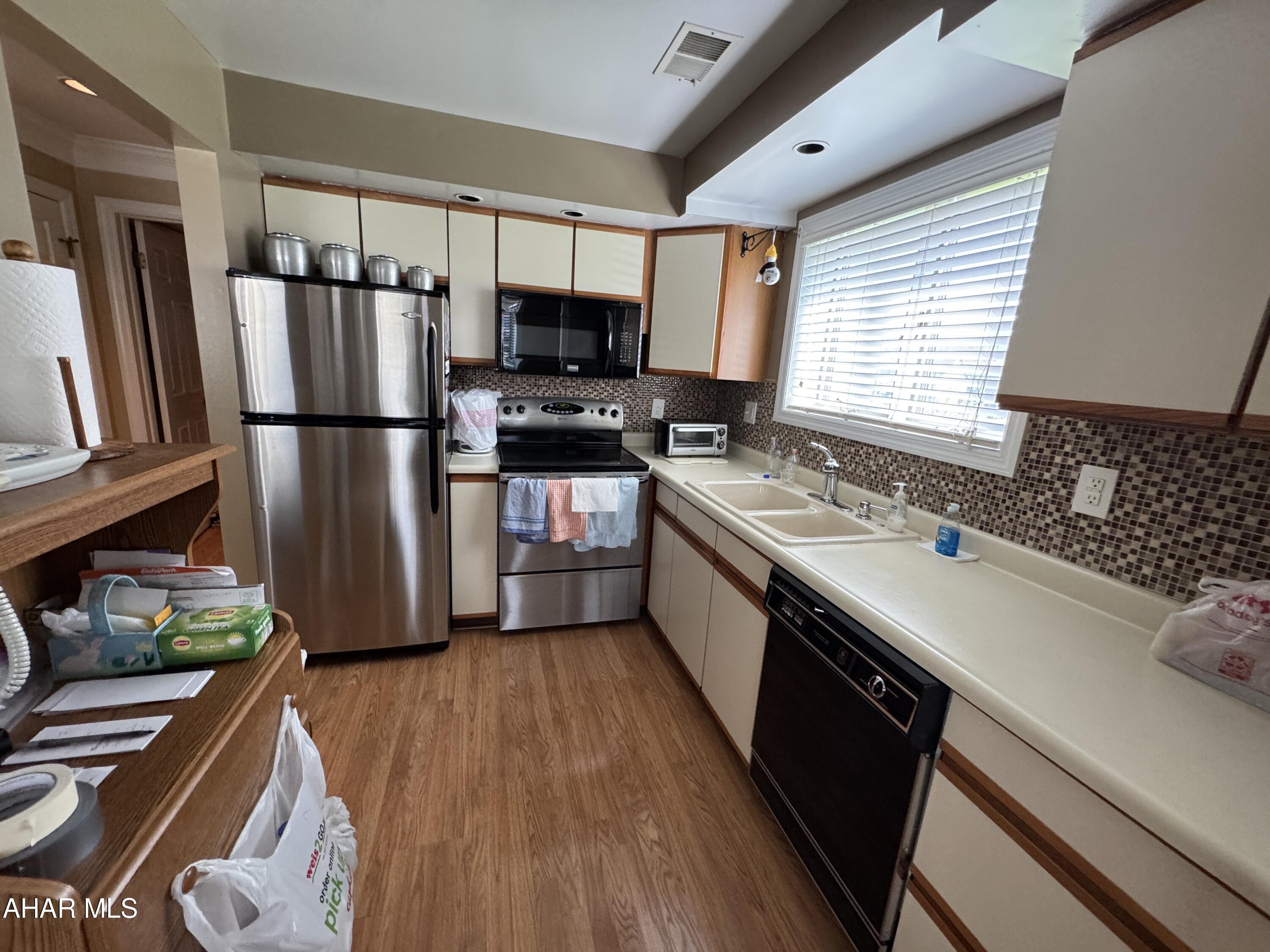 Penn Terrace - Residential