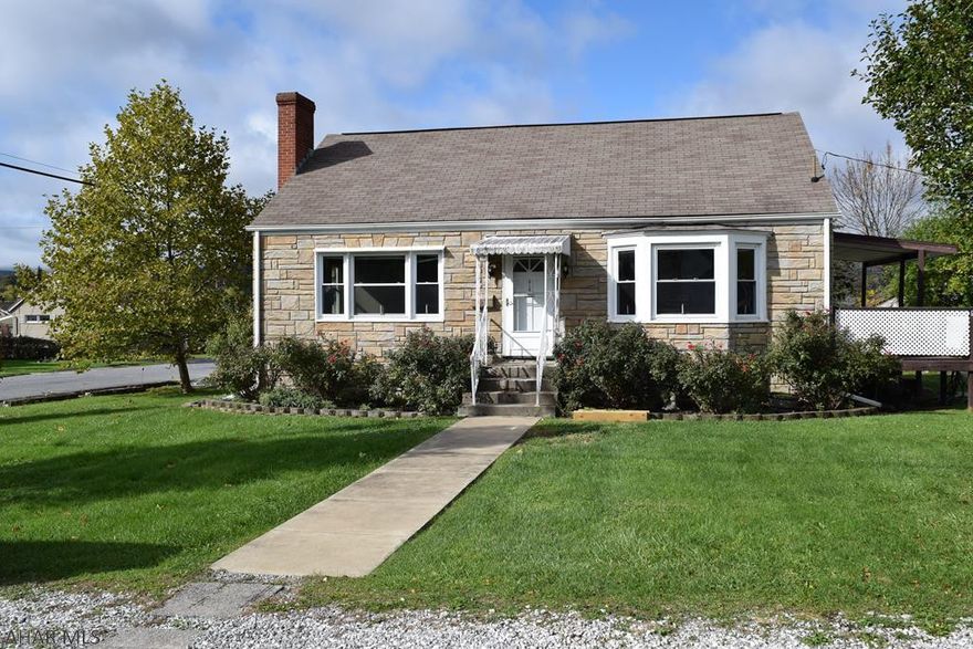 Nice 3 bedroom home in the Garden Heights area situated on  a level corner lot. Recently updated full bath. Off street parking and low maintemance perma stone exterior. Final cleanout taking place on Friday. Call and schedule your showing today.