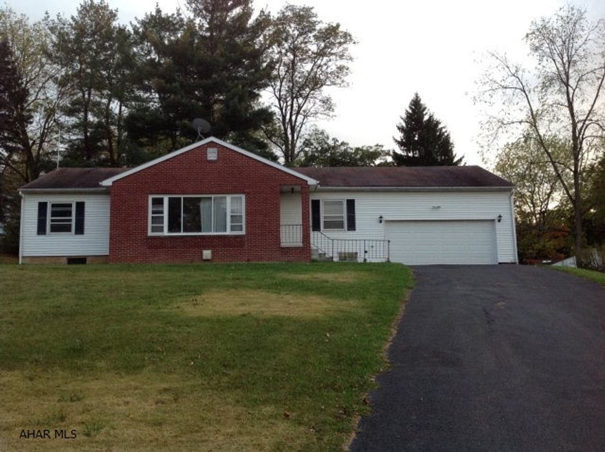 Great Starter Home !!! Make this home your own! Freshly painted throughout. Endless possibilities with this 3 bedroom home walking distance to schools and downtown!!  Spacious with beautiful hardwood flooring and 2 wood fireplaces. Basement can easily be refinished. Nice private backyard.