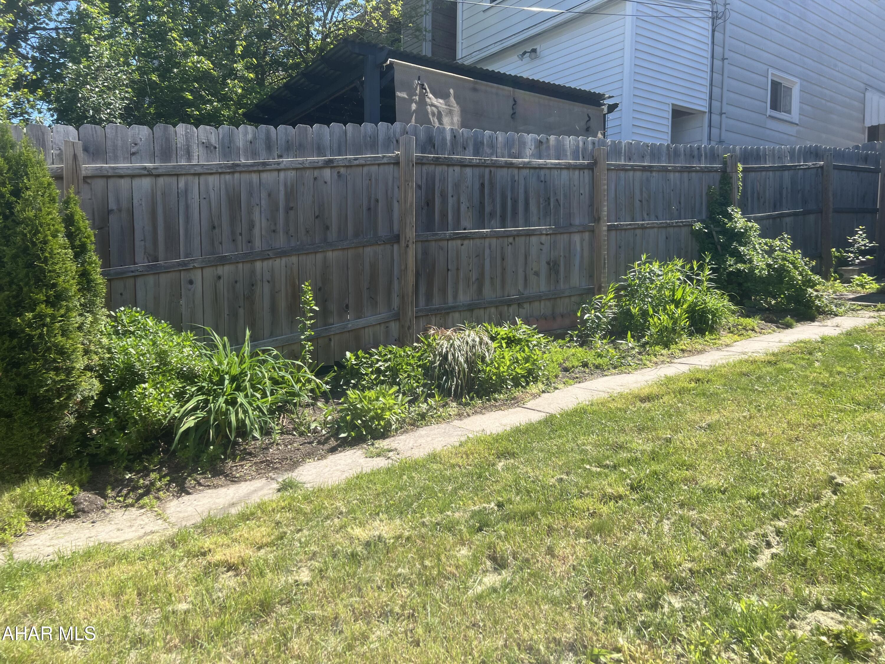 Unknown - Residential