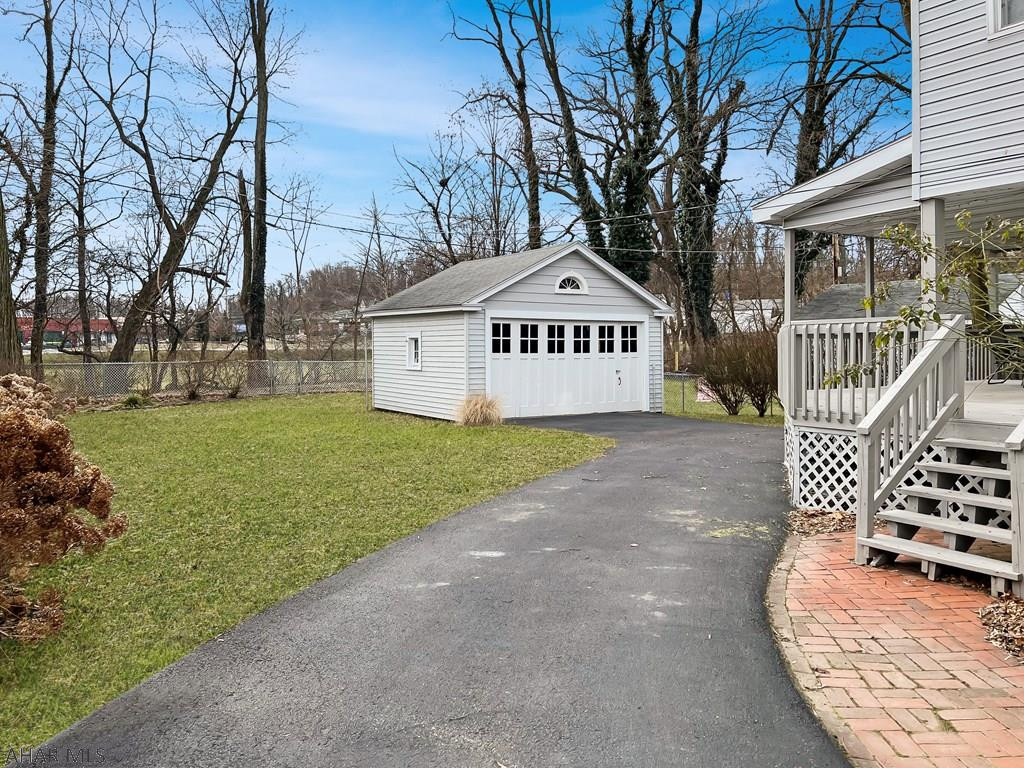 Mansion Park - Residential