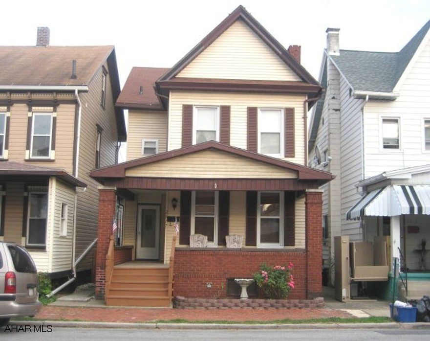 Great starter home with all newer windows, newer kitchen, modern bath, central air, and much more!