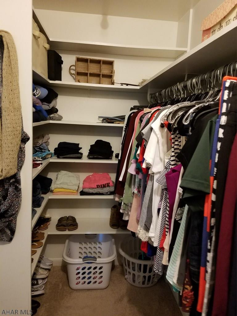 Juniata Gap - Residential