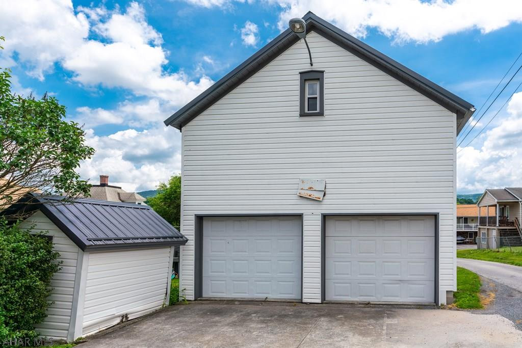 Unknown - Residential