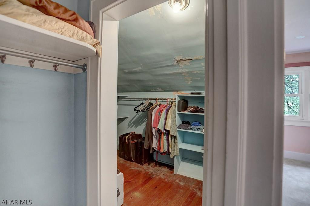 Unknown - Residential