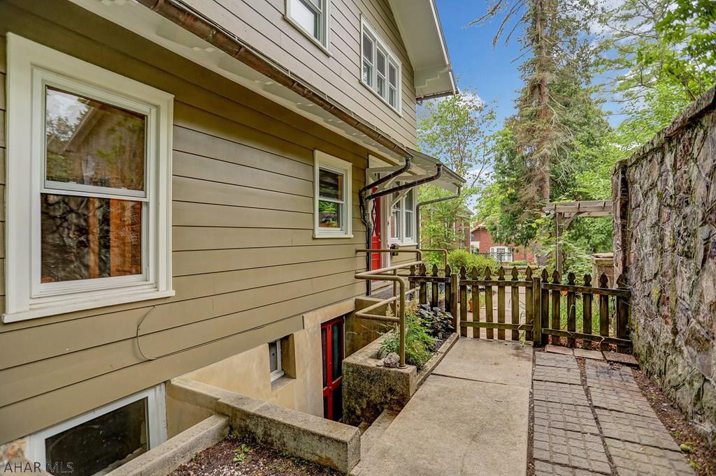 Unknown - Residential