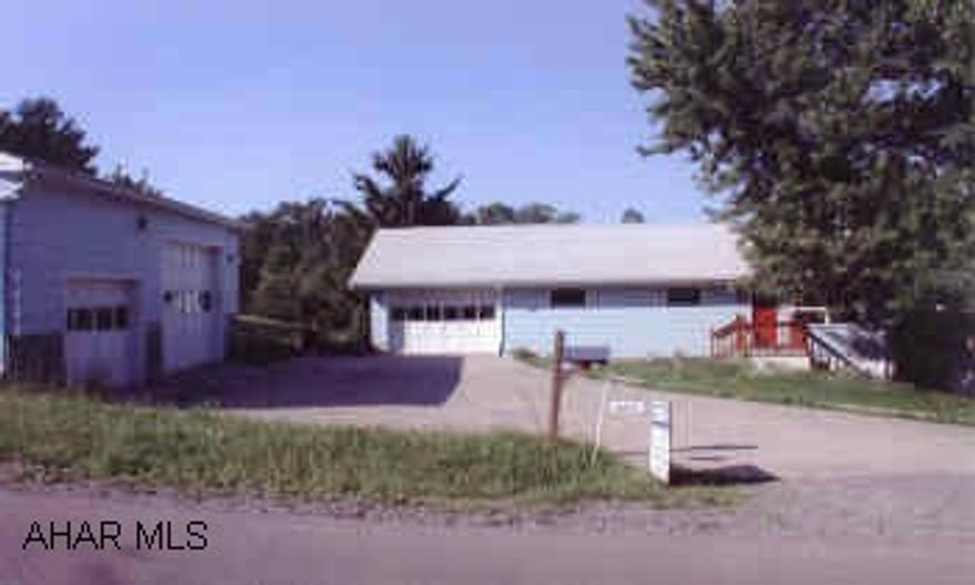 LOVELY 3 BEDROOM, 2 BATH ON AN ACRE LOT. OPEN & SPACIOUS. FINISHED BASEMENT WITH FAMILYROOM. OFFICE OR 4TH BEDROOM. ATIO & COVERED DECK & MORE.