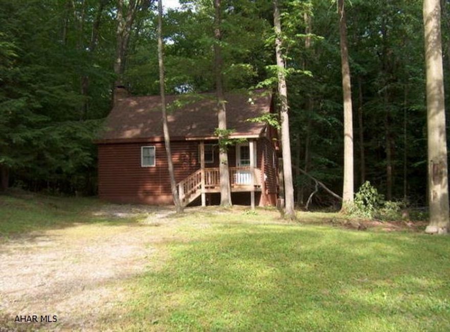 2 LOTS with Well maintained cabin, inside Glendale Yearound. Freshly painted kit cabinets & walls, wood fireplace, large back deck & shed. New carpet