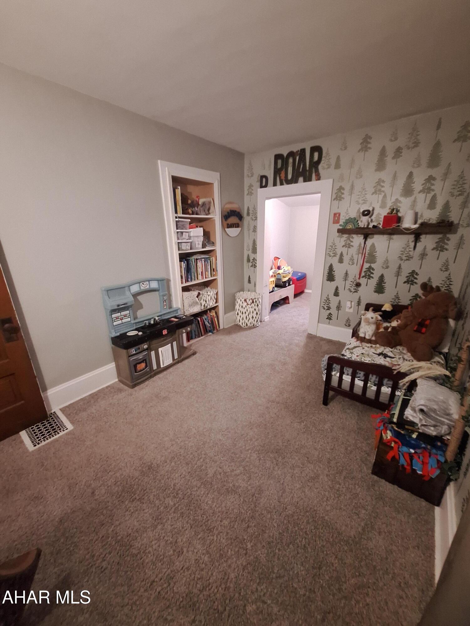 Juniata - Residential