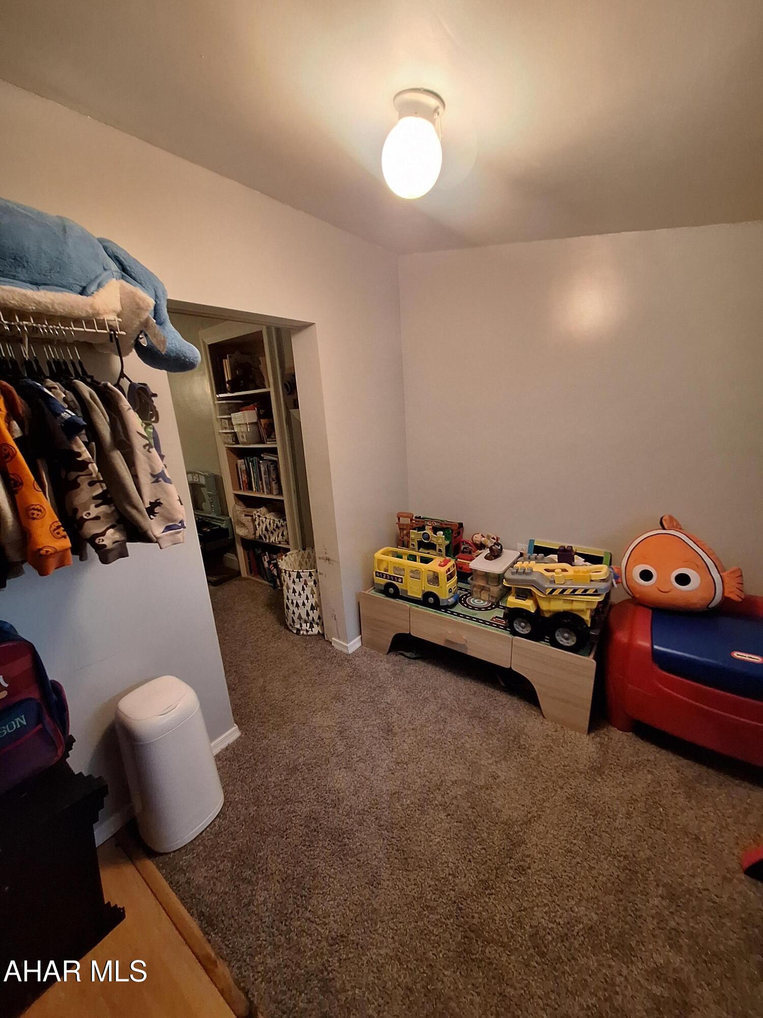 Juniata - Residential