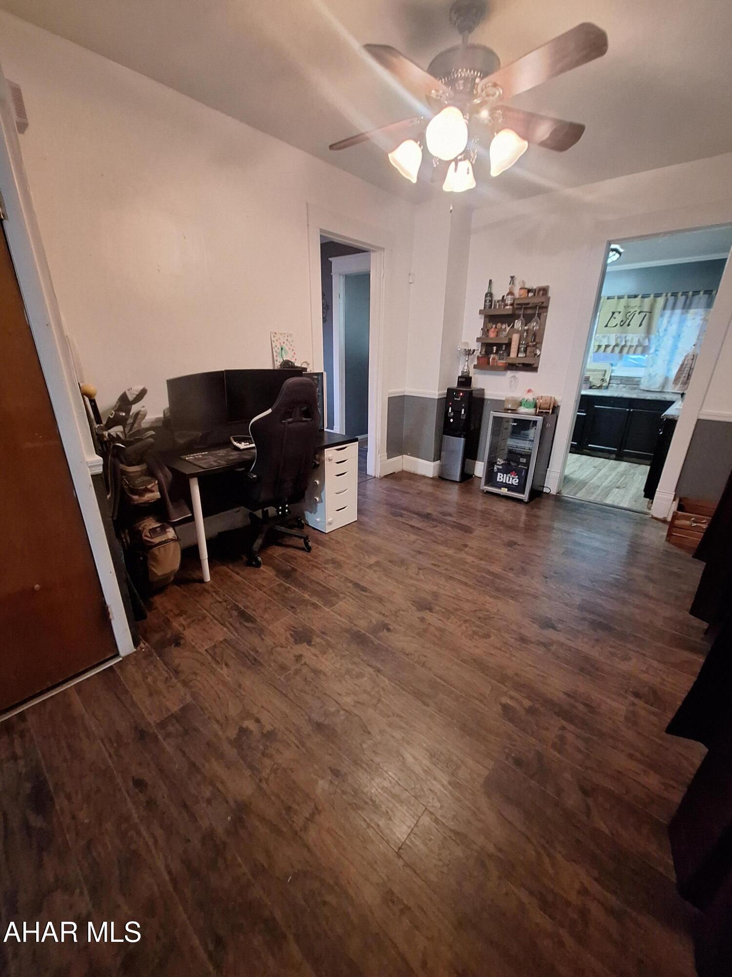 Juniata - Residential