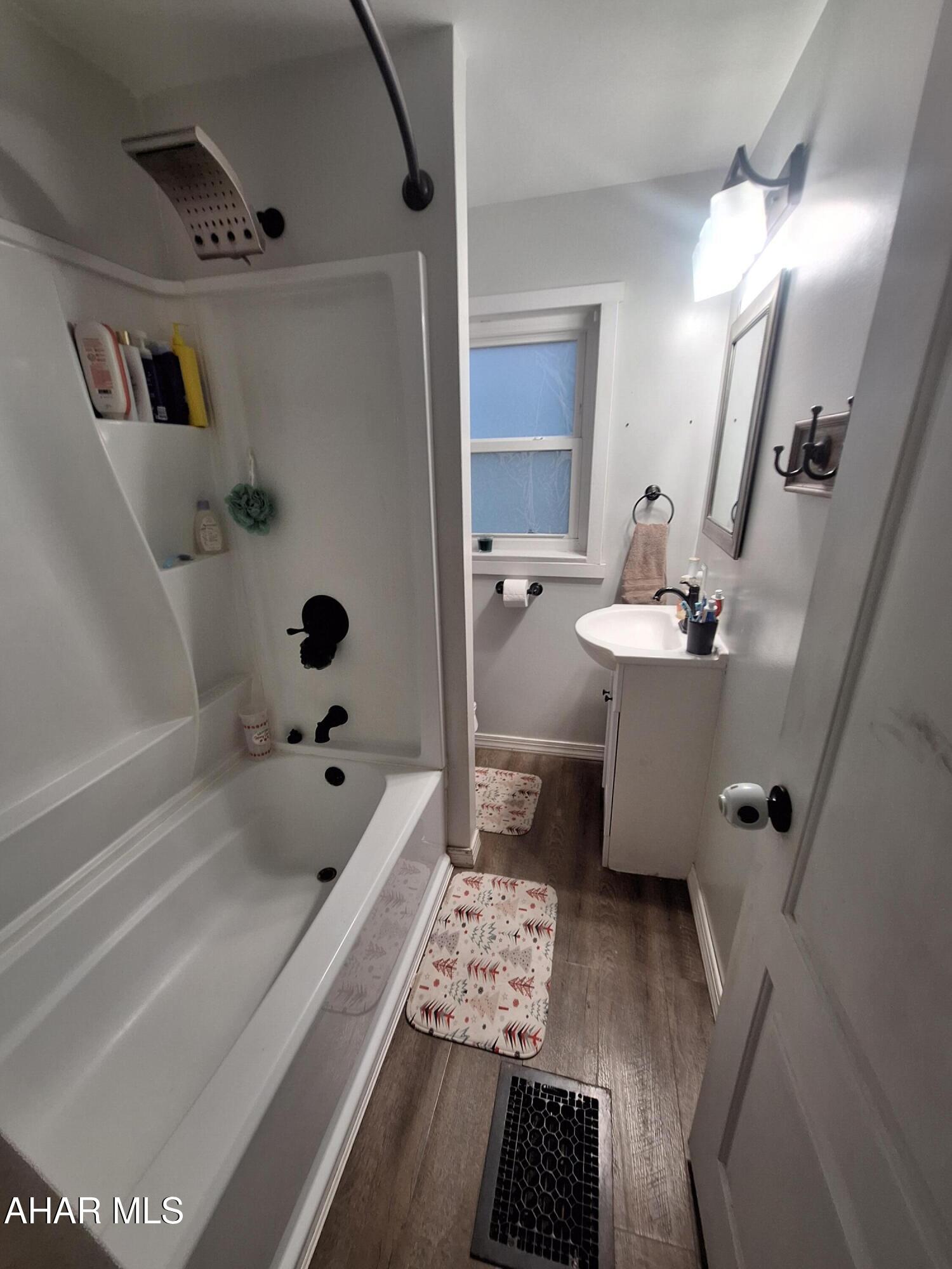 Juniata - Residential