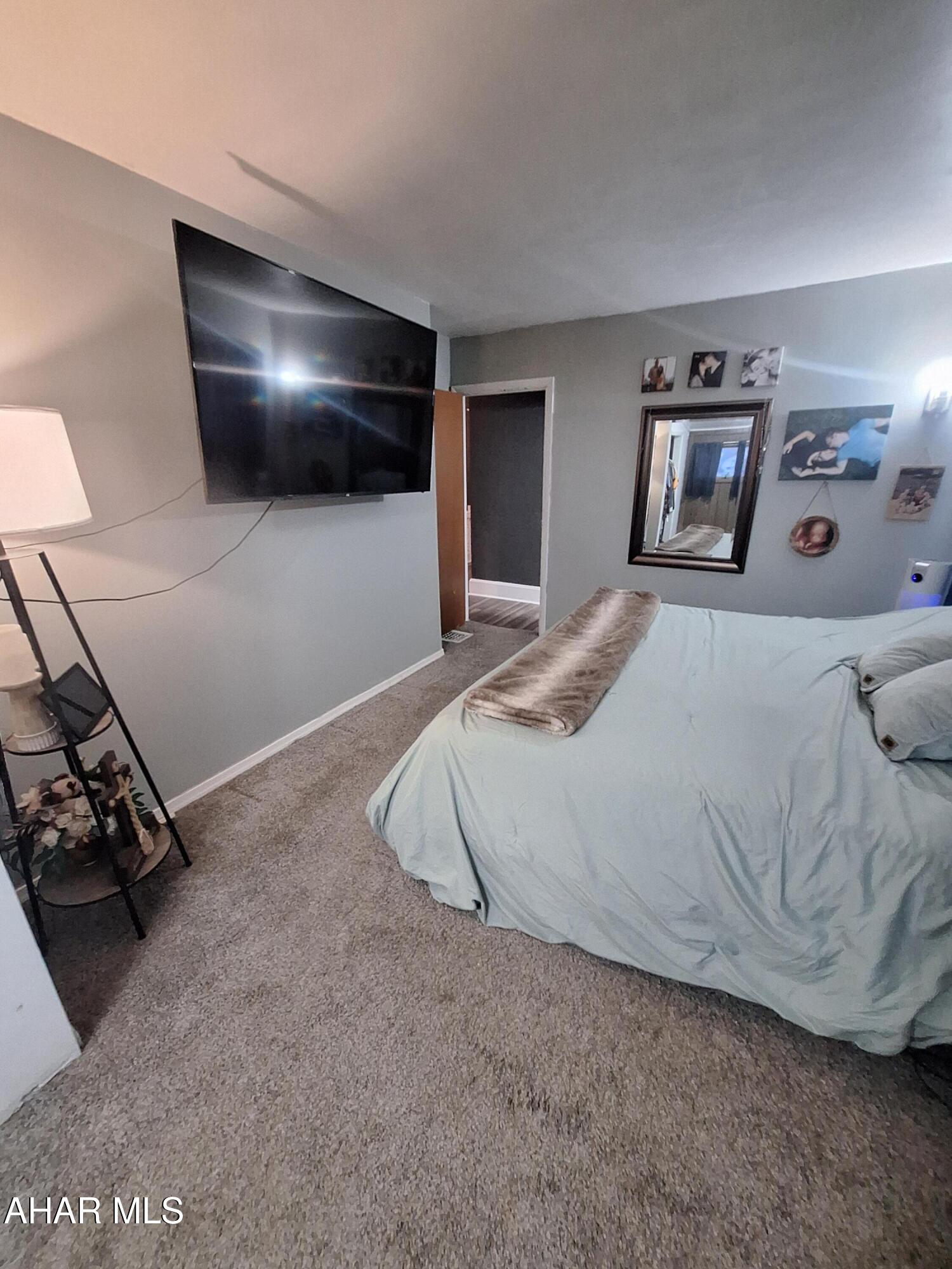 Juniata - Residential